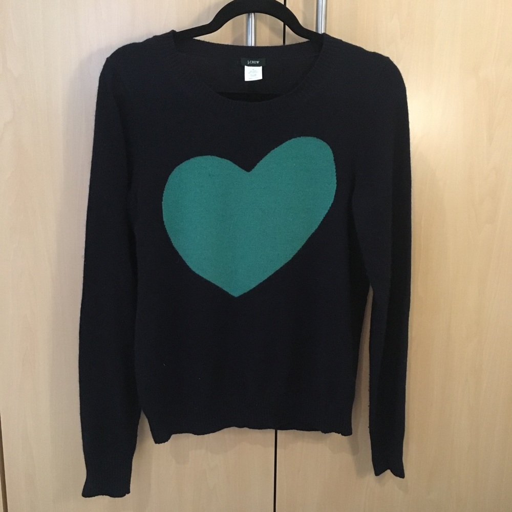 J. CREW navy heart sweater, size Medium